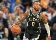 开云体育登录雄鹿客场击败黄蜂，稳居东部第一的简单介绍