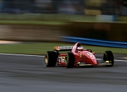 开云体育在线拜仁争冠战瑞典告捷，楚阿梅尼压制级表现主宰中场