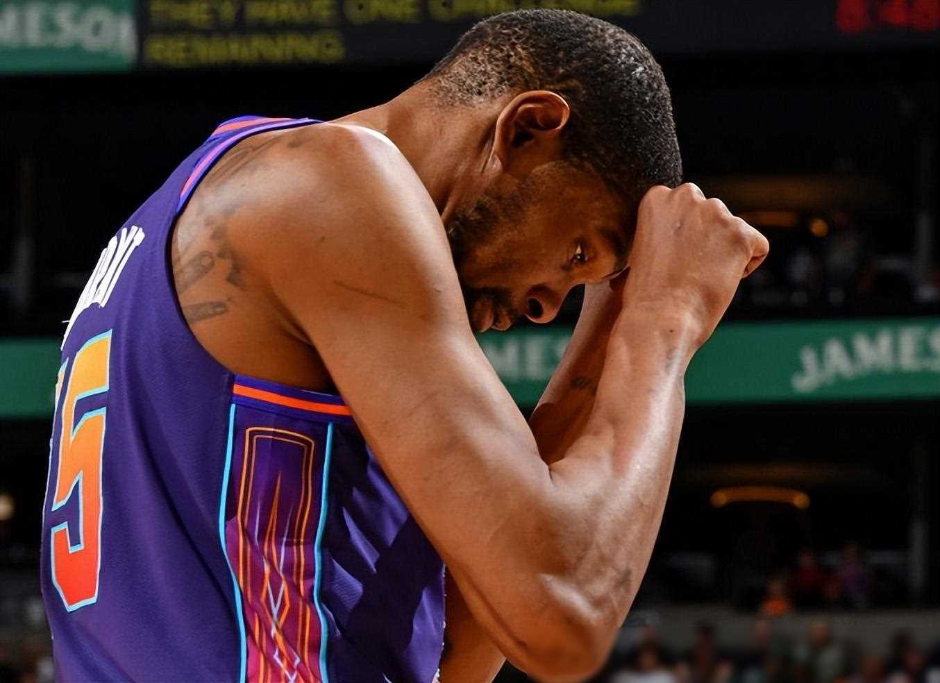 关于火箭遭遇连败，季后赛希望渐行渐远的信息