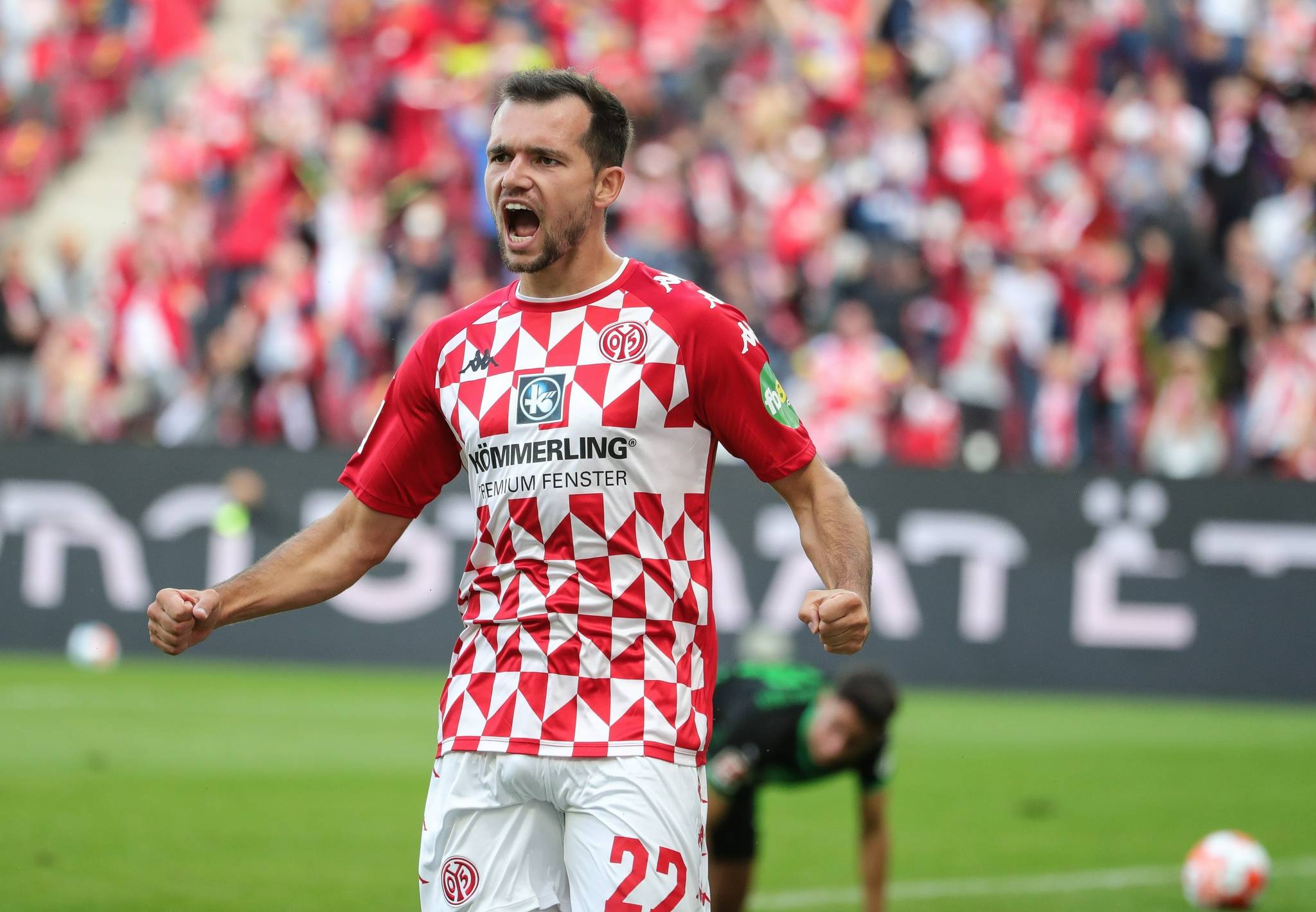 霍芬海姆队在联赛中展现出强大的实力