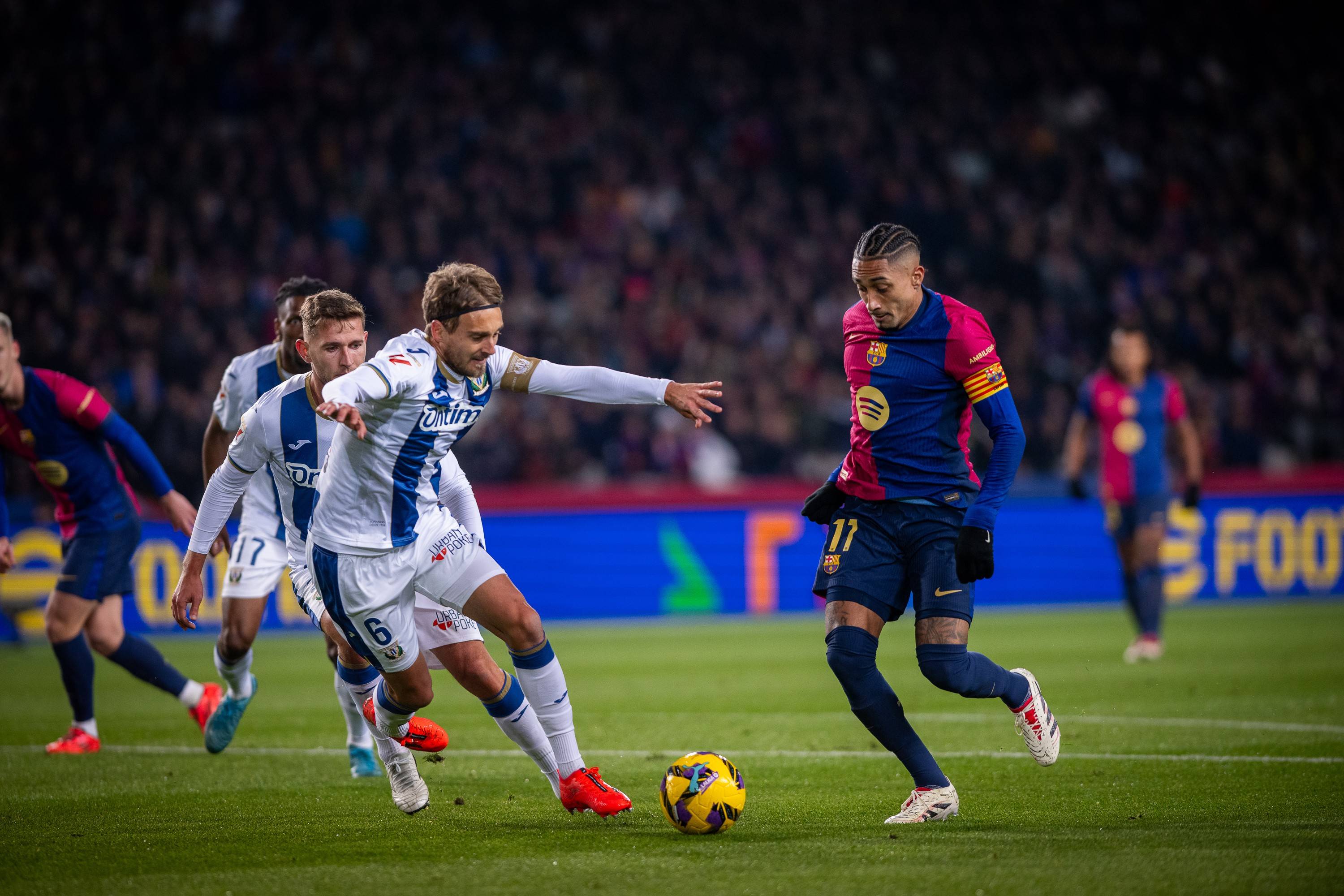 下轮足球顶级联赛角逐胜利,球队追求荣耀的简单介绍 下轮足球顶级联赛角逐胜利,球队追求荣耀的简单介绍