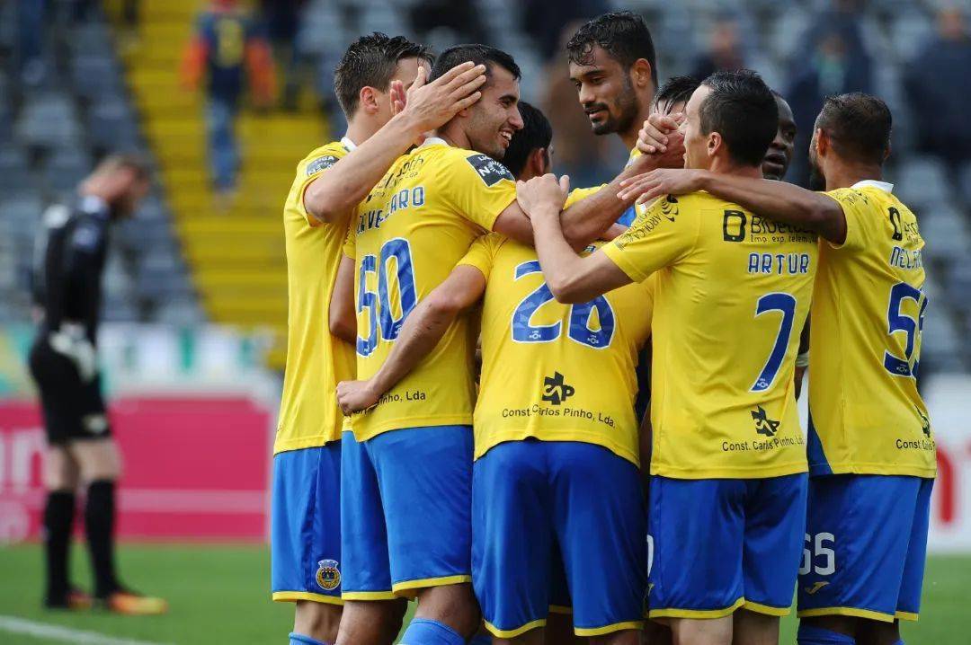 拉科鲁尼亚客场大胜，实现保级目标的简单介绍