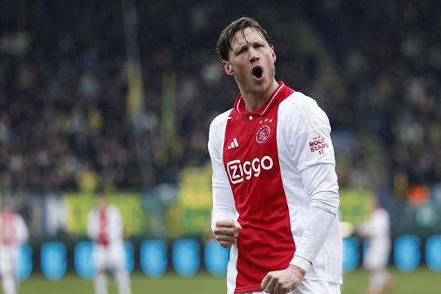 关于阿贾克斯青训球员突破，被誉为荷兰未来之星的信息