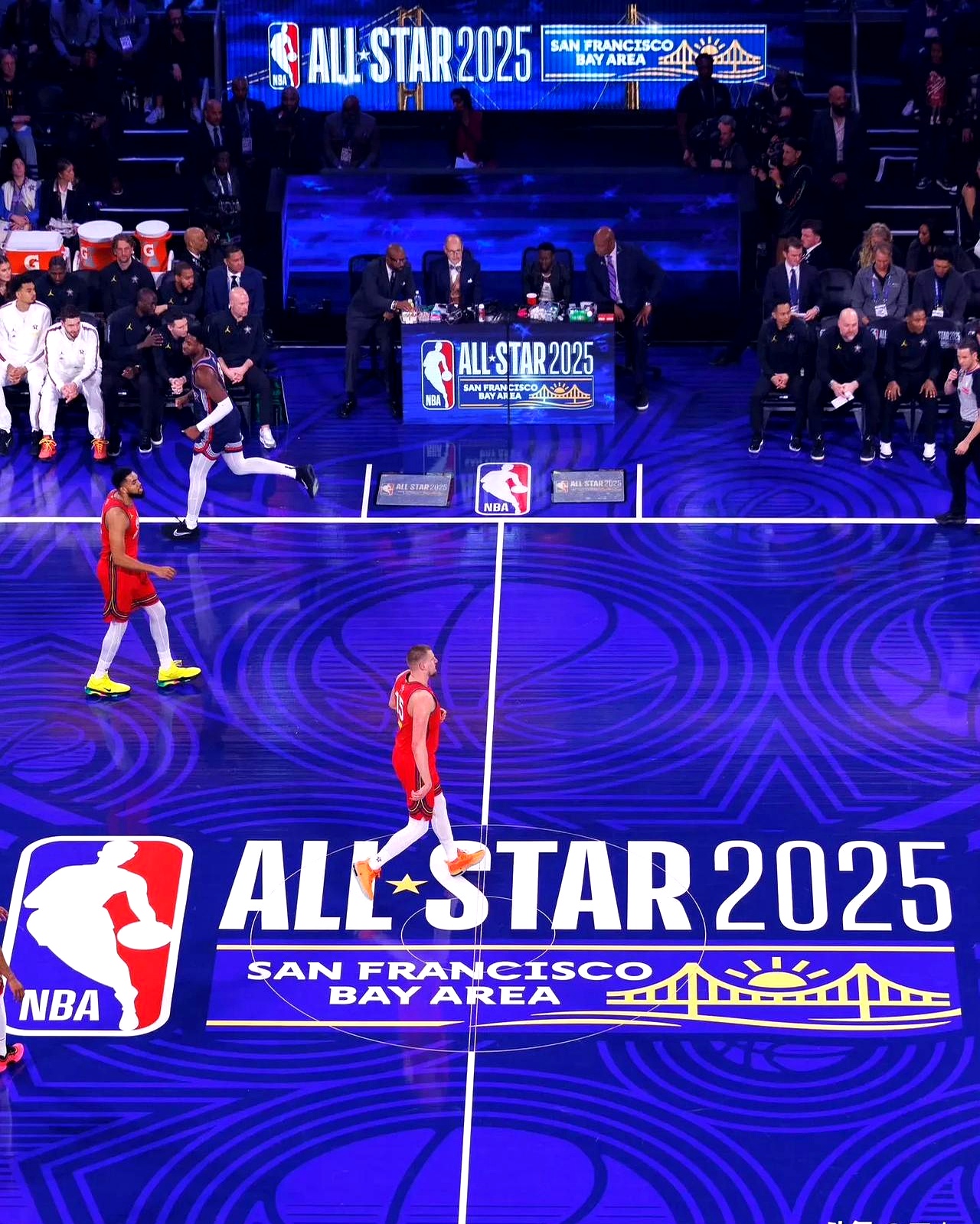 助攻狂人再下一城，引爆球场气氛的简单介绍