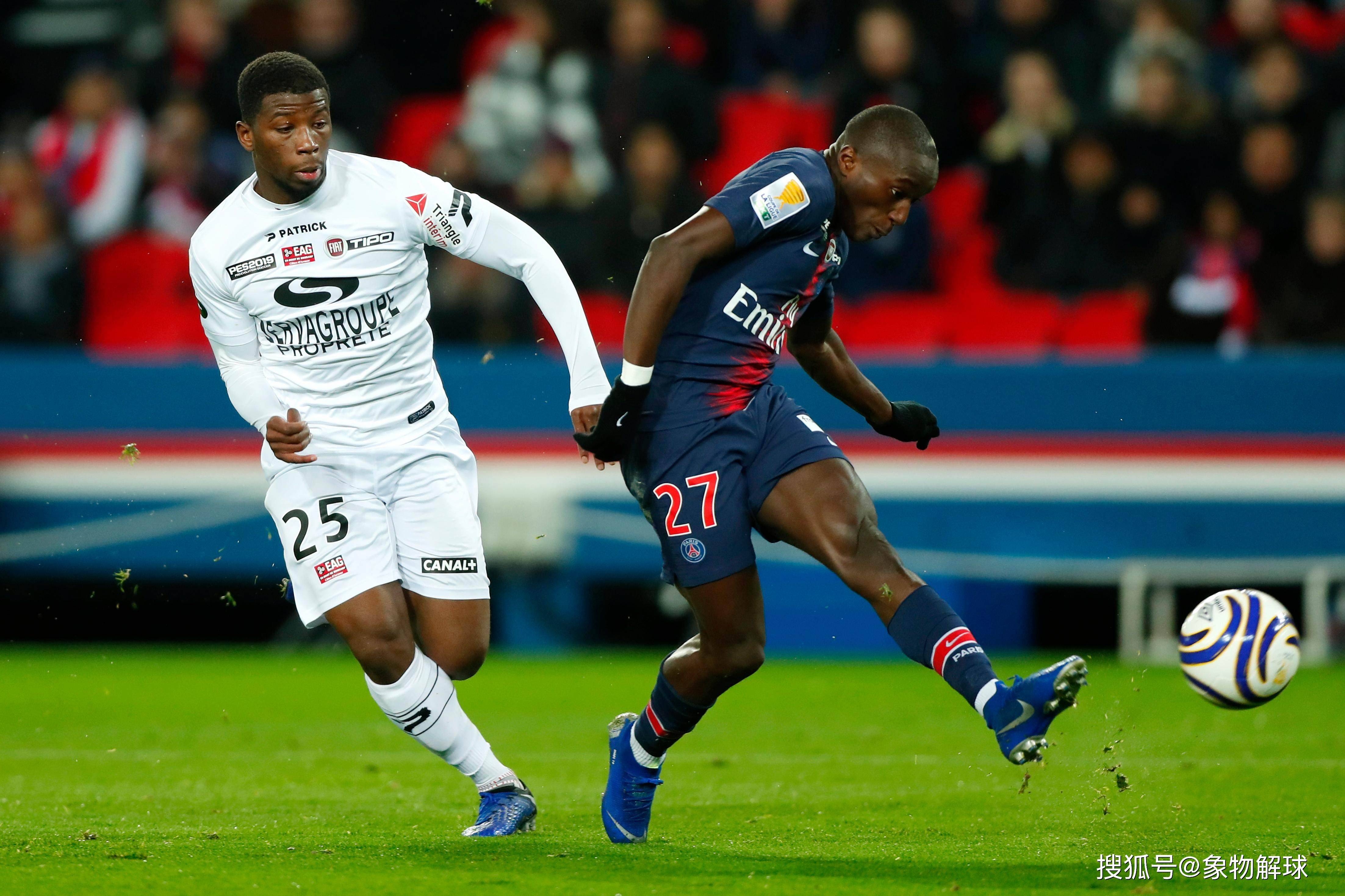 亚眠主场大胜尼奥尔，保持不败纪录的简单介绍