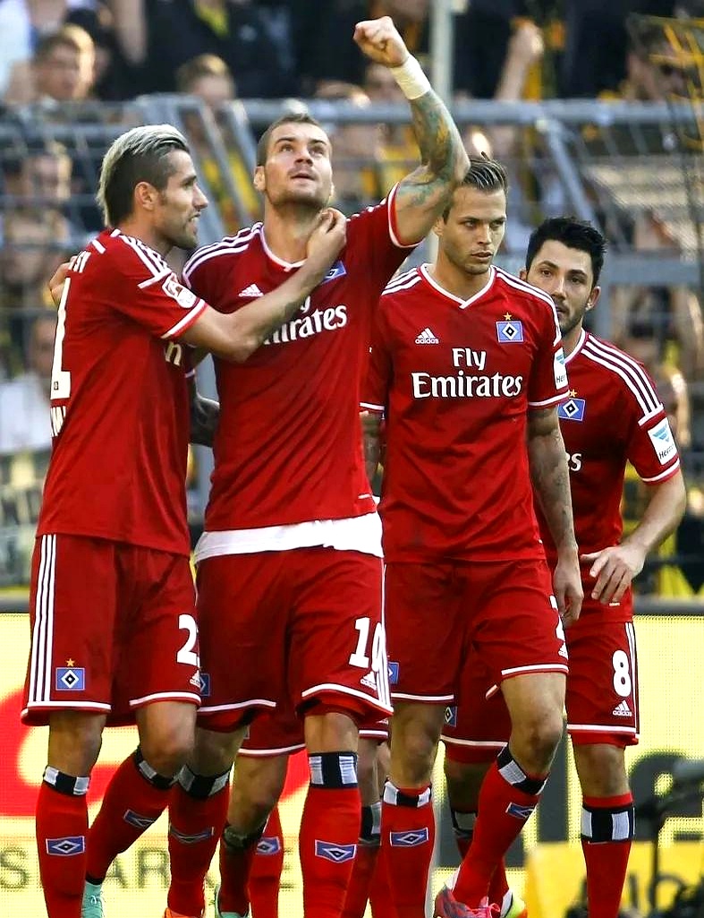 沃尔夫斯堡客场告捷,击败汉堡SV的简单介绍 沃尔夫斯堡客场告捷,击败汉堡SV的简单介绍