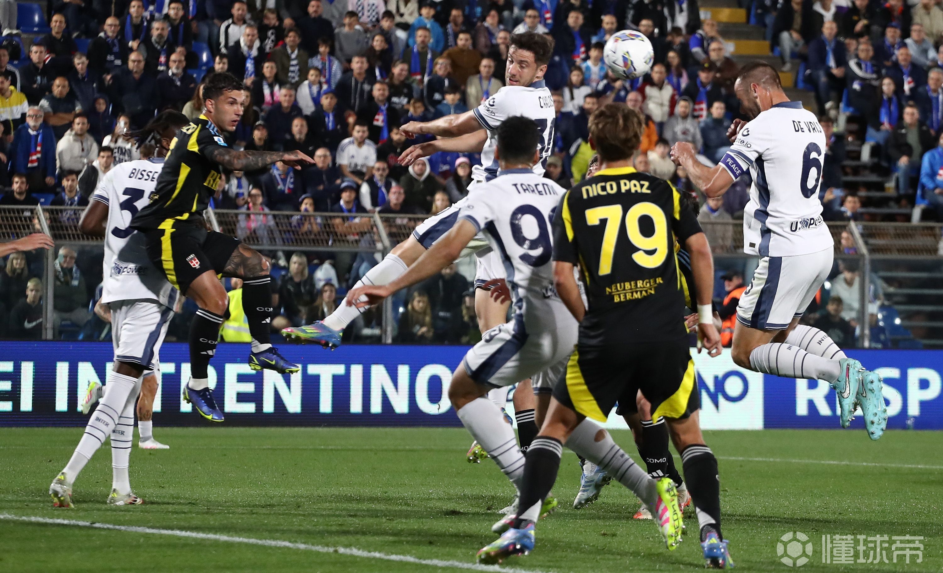 包含国米签下比利亚：老将重返意甲，助力球队夺得冠军的词条