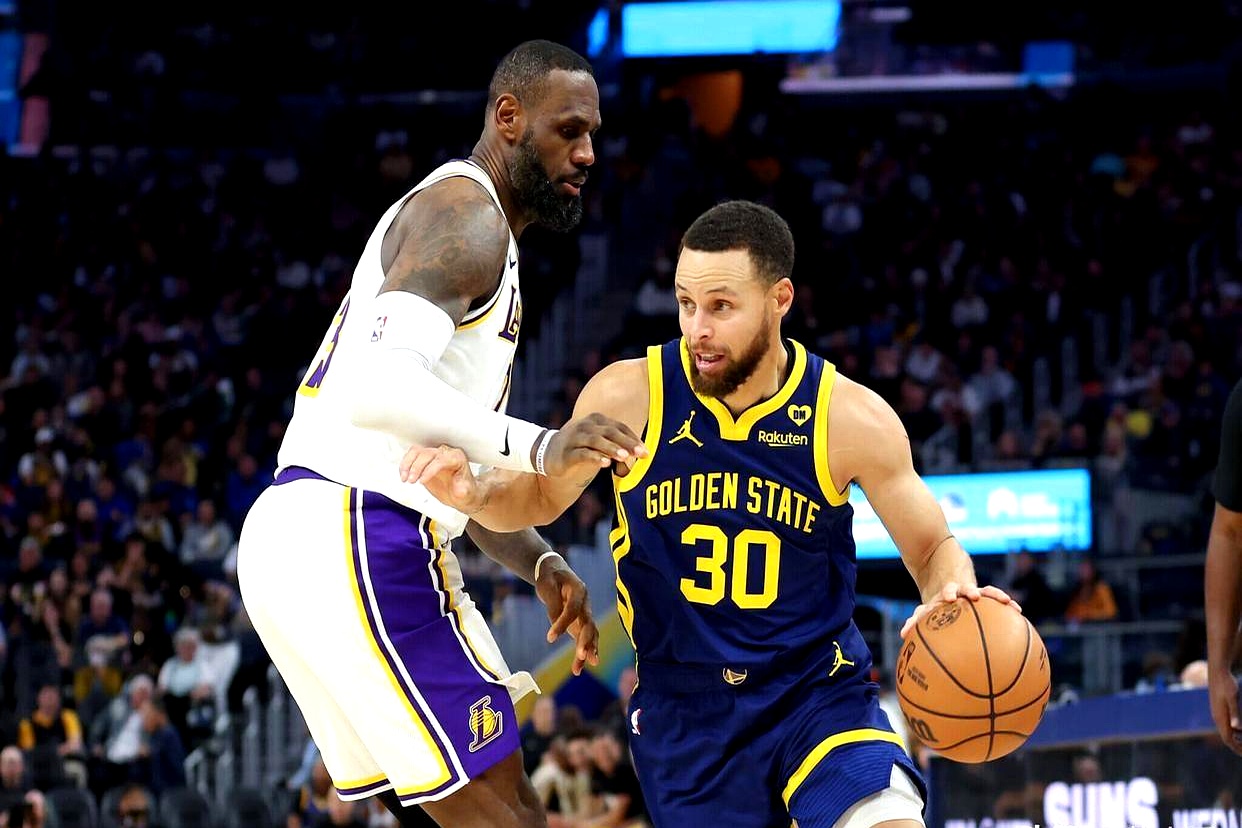 NBA两支豪门交手，湖人险胜勇士的简单介绍